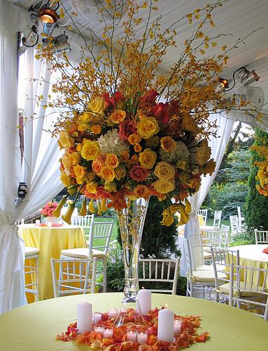 tall dramatic centerpieces for