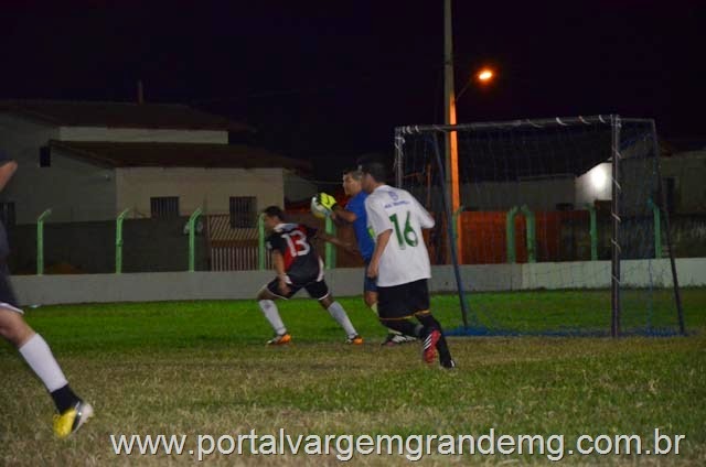 [campeonato%2520da%2520amizade%2520portal%2520vargem%2520grande%2520%2520%25284%2529%255B3%255D.jpg]