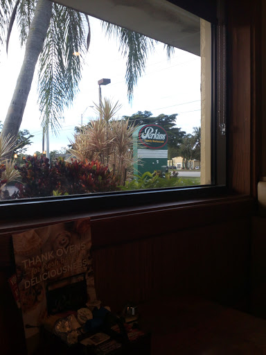 Restaurant «Perkins Restaurant & Bakery», reviews and photos, 4335 Tamiami Trail E, Naples, FL 34112, USA