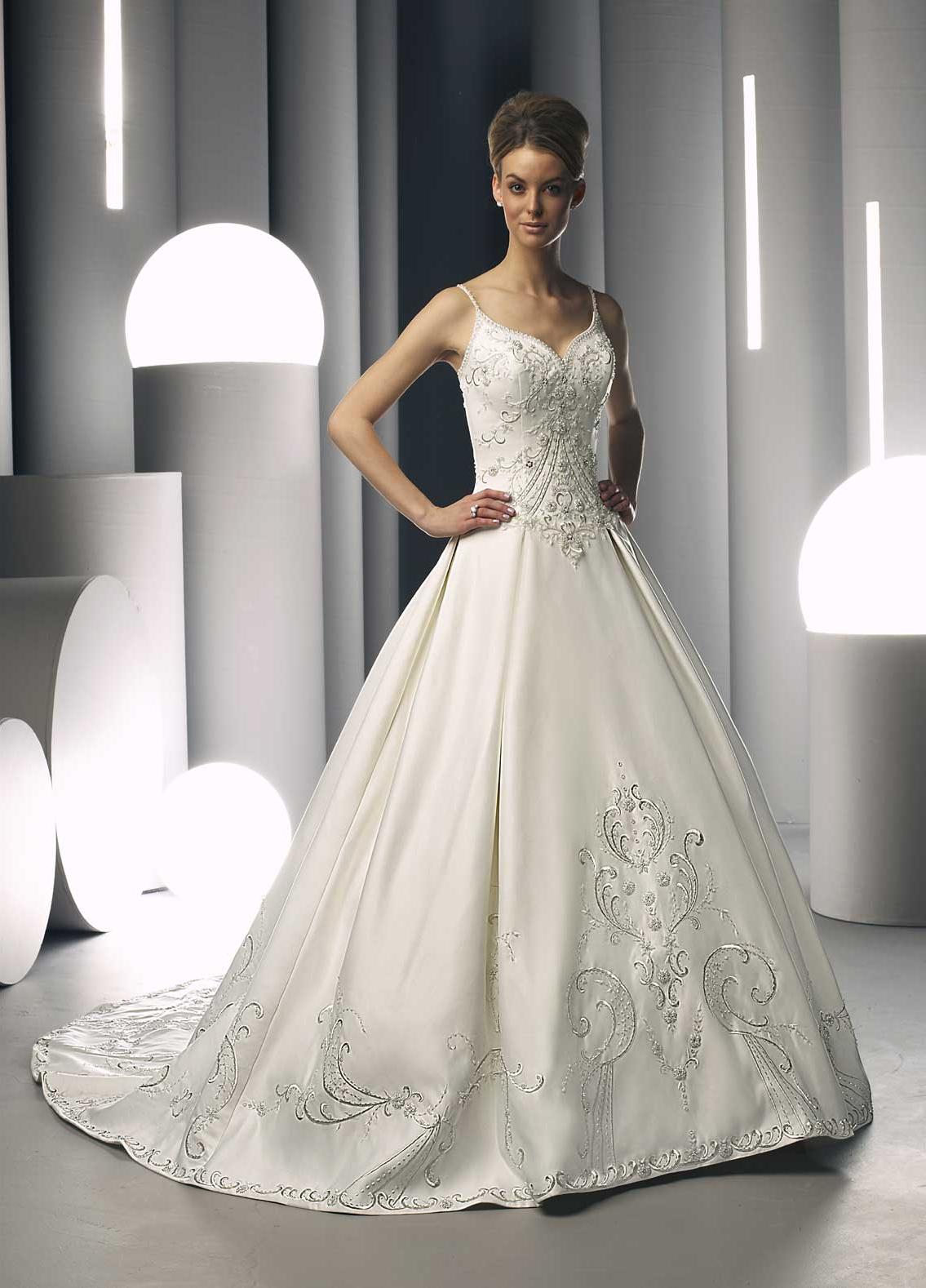 Strapless wedding dresses with