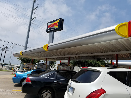 Fast Food Restaurant «Sonic Drive-In», reviews and photos, 3901 Forest Ln, Garland, TX 75042, USA