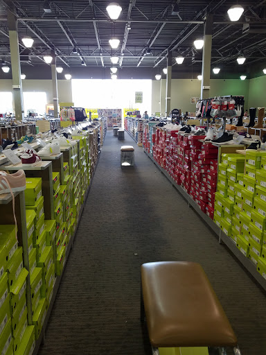 Shoe Store «DSW Designer Shoe Warehouse», reviews and photos, 5031 Shoppes Blvd, Moosic, PA 18507, USA