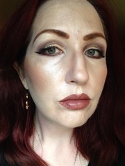 wearing NYX Cosmetics High Definition Blush in Nude'tude 3