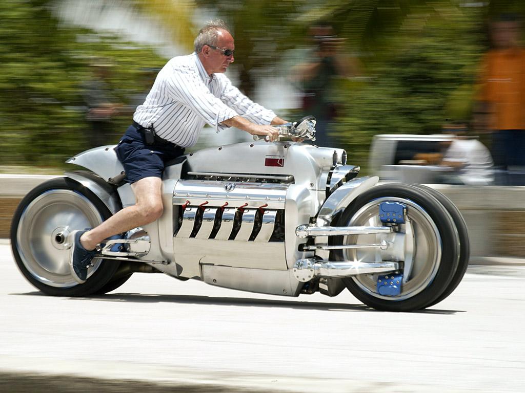 Trata-se da Dodge Tomahawk,