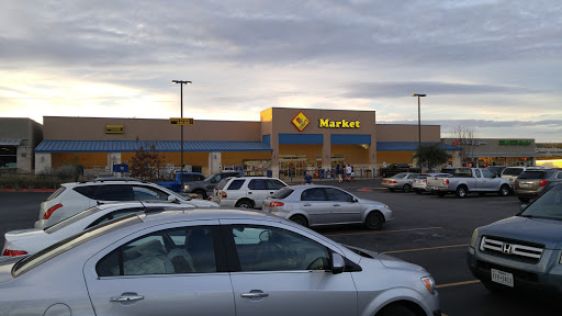 Supermarket «Lowes Market», reviews and photos, 7708 Lohman Ford Rd, Lago Vista, TX 78645, USA