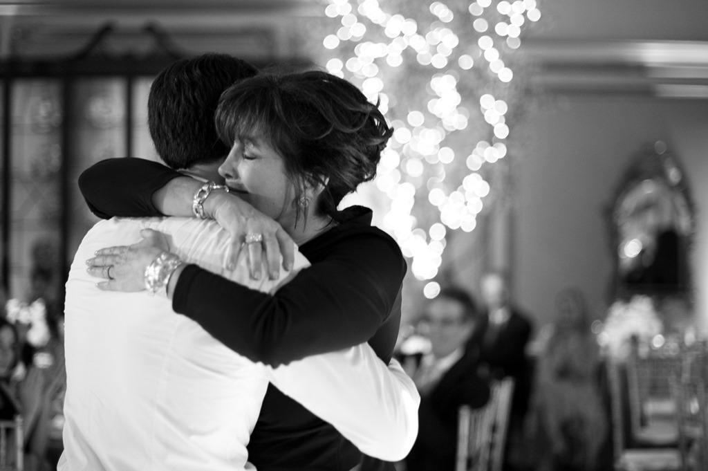 [mother-son-dance_vivian-lin-photography%255B6%255D.jpg]