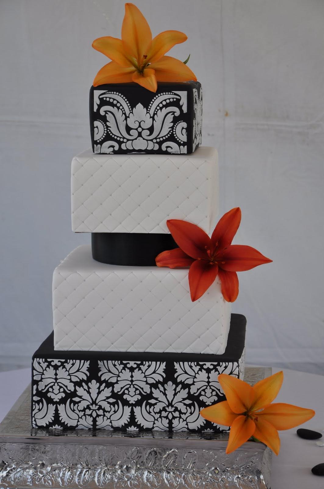 Black & White Wedding Cake. I