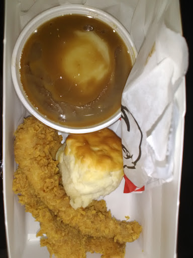 Fast Food Restaurant «KFC», reviews and photos, 6606 S Cedar St, Lansing, MI 48911, USA