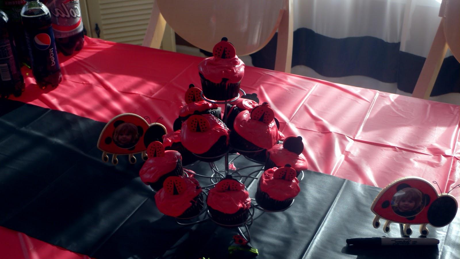 is the cupcake centerpiece