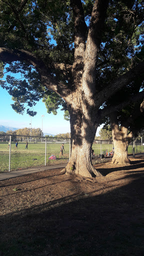 Community Center «Washington Park Community Center», reviews and photos, 865 E Grand Ave, Pomona, CA 91766, USA