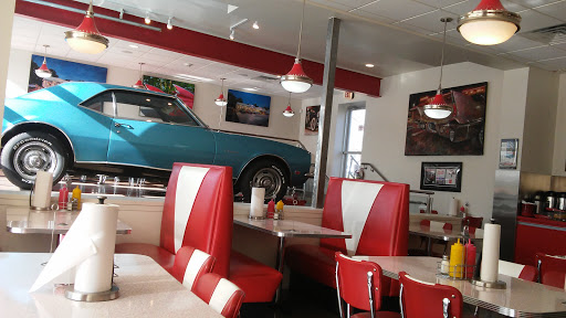 American Restaurant «The Classic Garage», reviews and photos, 2111 3rd St, Eau Claire, WI 54703, USA