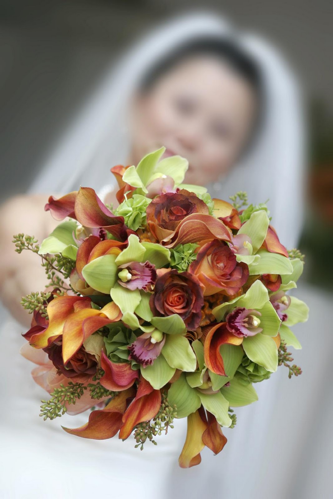 bridesmaids red flowers ideas