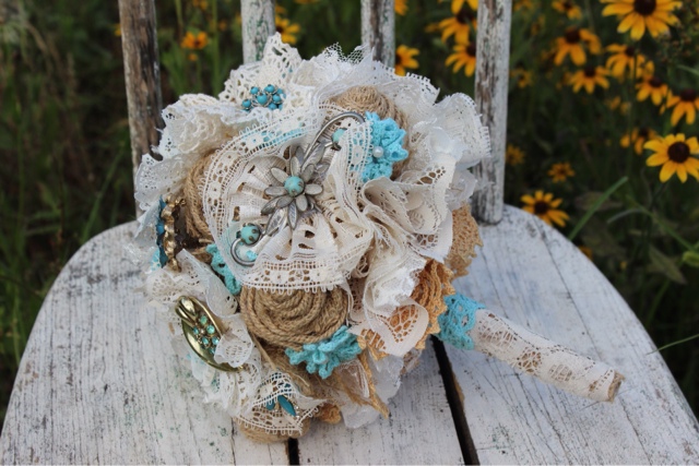 burlap and lace bridal bouquet