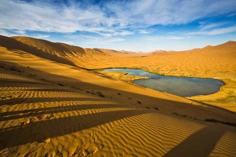 badain-jaran-desert-1