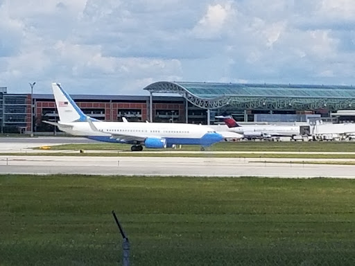 Tourist Attraction «Gerald R. Ford International Airport Viewing Area», reviews and photos, 4910 Kraft Ave SE, Grand Rapids, MI 49512, USA