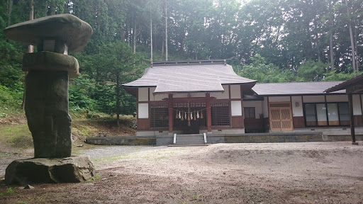 五社神社　本宮