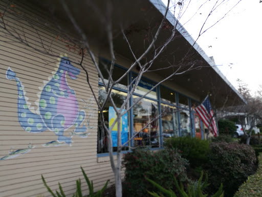 Thrift Store «Happy Dragon Thrift Shop», reviews and photos, 245 W Main St, Los Gatos, CA 95030, USA