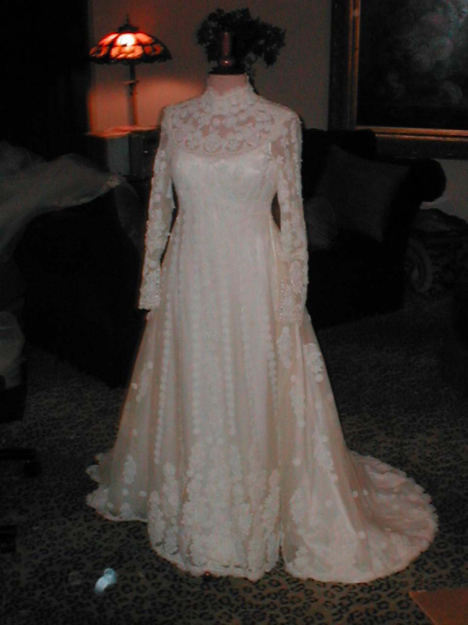 petite wedding dresses picture