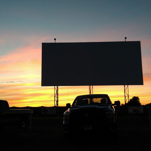 Drive-in Movie Theater «Bay Drive-In Theatre», reviews and photos, NY-26, Alexandria Bay, NY 13607, USA