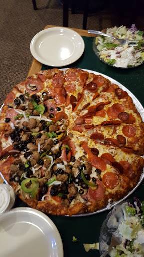 Pizza Restaurant «Round Table Pizza», reviews and photos, 7201 Archibald Ave, Rancho Cucamonga, CA 91701, USA