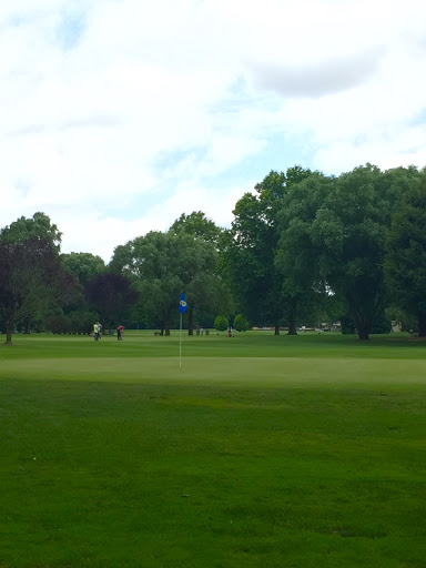 Golf Driving Range «Dover Par 3 & Driving Range», reviews and photos, 924 Artis Dr, Dover, DE 19904, USA