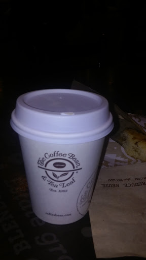 Coffee Shop «The Coffee Bean & Tea Leaf», reviews and photos, 3701 Ocean View Blvd, Montrose, CA 91020, USA