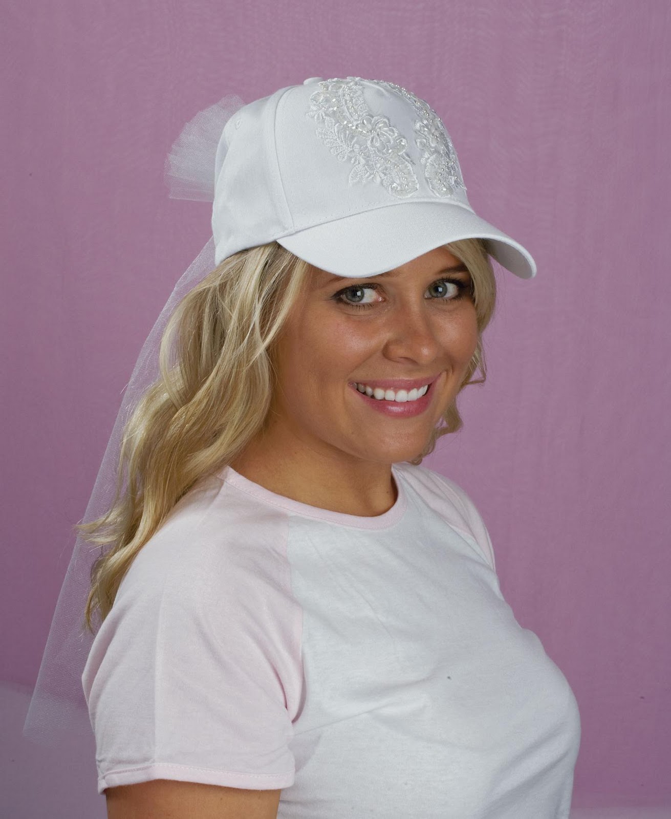 Ivy Lane Bridal Hat 60-654  60-654  -  23.00 : Wedding Dresses   Designer