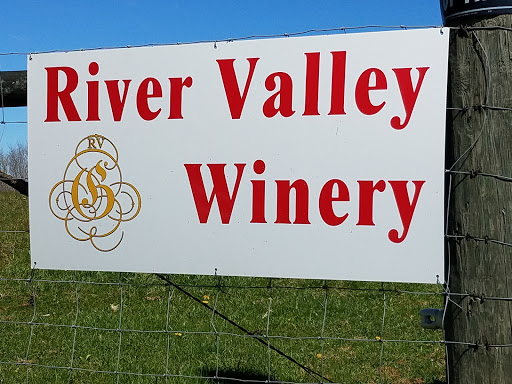 Winery «River Valley Winery», reviews and photos, 1279 Mound Hill Rd, Carrollton, KY 41008, USA
