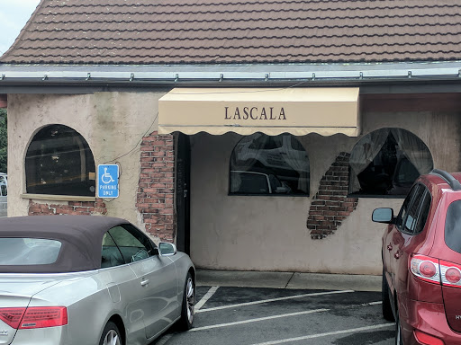 Italian Restaurant «La Scala Restaurant», reviews and photos, 1070 N Main St, Randolph, MA 02368, USA