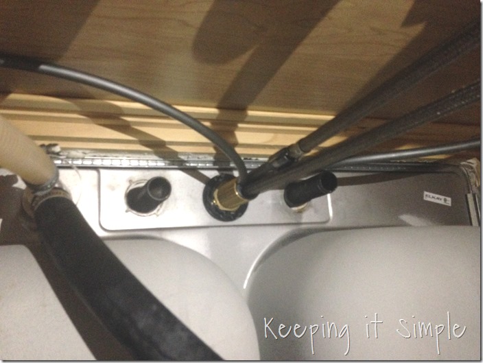 how to remove and install a kitchen faucet #spon (2)