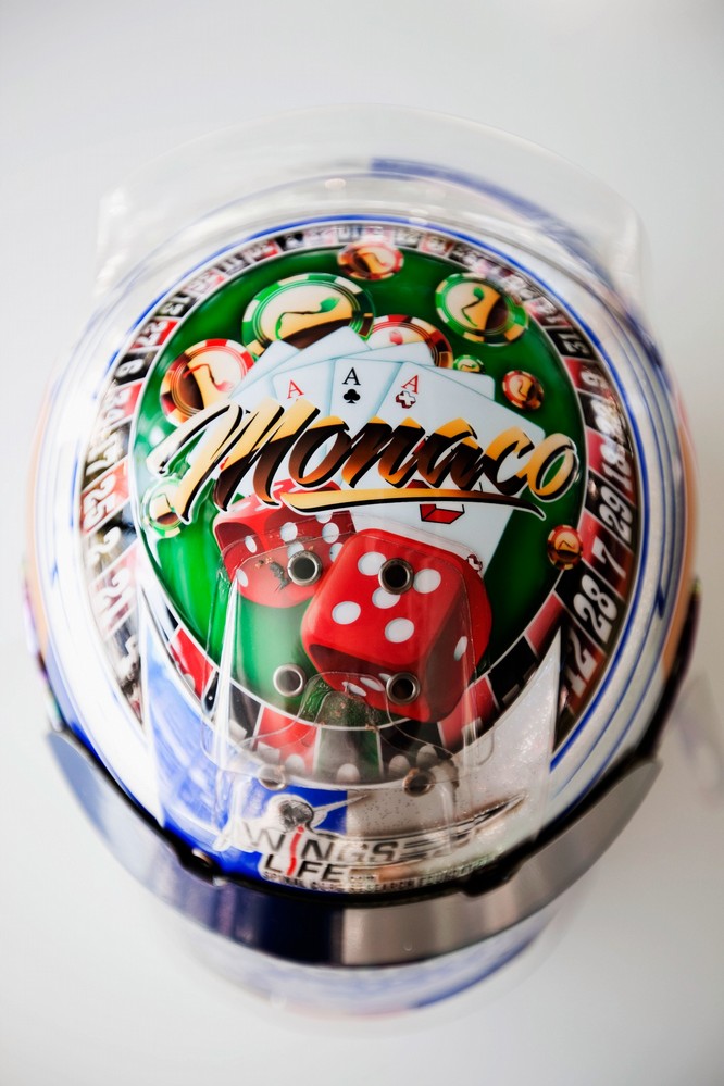шлем Себастьяна Буэми специально для Гран-при Монако 2011