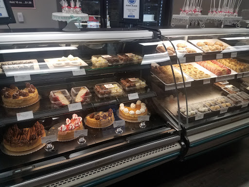 Bakery «Gourmet Goodies Bake Shop», reviews and photos, 68 4th St NW, Winter Haven, FL 33881, USA