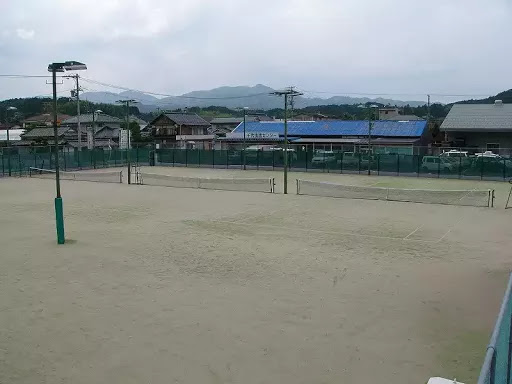 津山市久米総合文化運動公園テニスコート