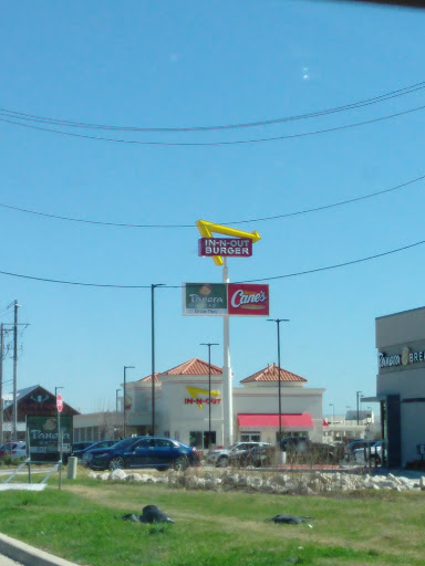 Hamburger Restaurant «In-N-Out Burger», reviews and photos, 5298 TX-121, The Colony, TX 75056, USA