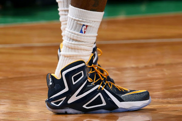 LBJ Debuts Alternate LeBron 12 Elite PE as Cavs Take 30 Lead