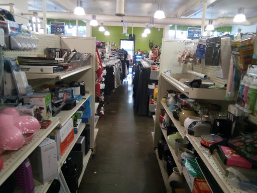 Thrift Store «Goodwill South Lake Union», reviews and photos, 411 Westlake Ave N, Seattle, WA 98109, USA