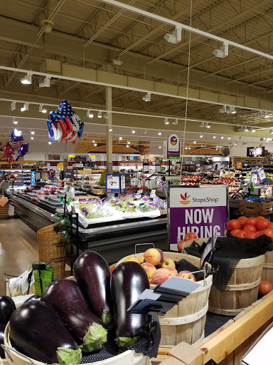 Grocery Store «Stop & Shop», reviews and photos, 327 Franklin Ave, Wyckoff, NJ 07481, USA