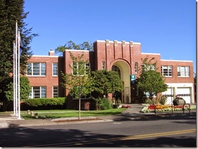 IMG_3776 City Hall in Milwaukie, Oregon on September 27, 2008