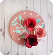 32 - decorazione rose e ramoscello sizzix