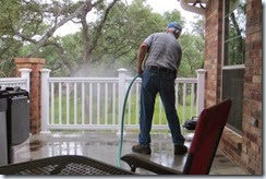 Cleaning Porch Railing and Grill-002