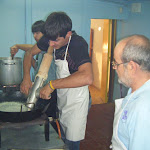 Iván haciendo churros