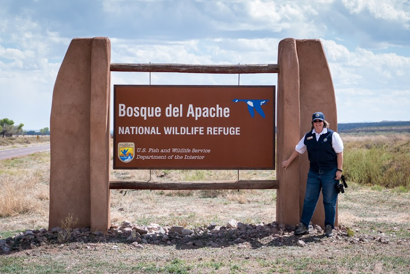 Me at the Bosque SIgn P1010573