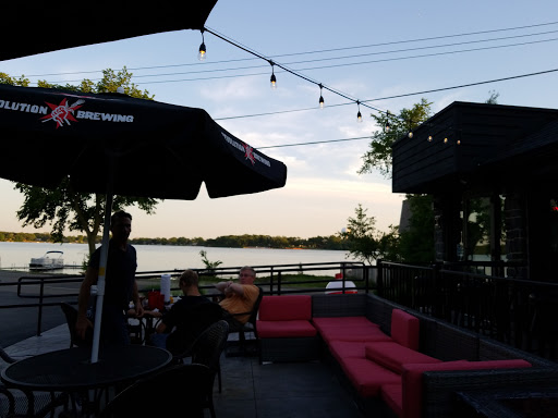 Bar «Bobbers Lake Zurich», reviews and photos, 710 N Old Rand Rd, Lake Zurich, IL 60047, USA