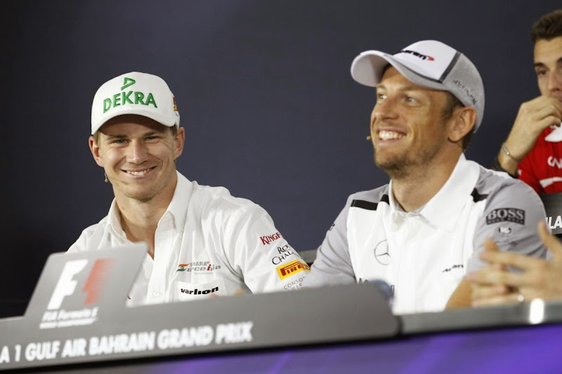 Нико Хюлькенберг и Дженсон Баттон на пресс-конференции в четверг на Гран-при Бахрейна 2014