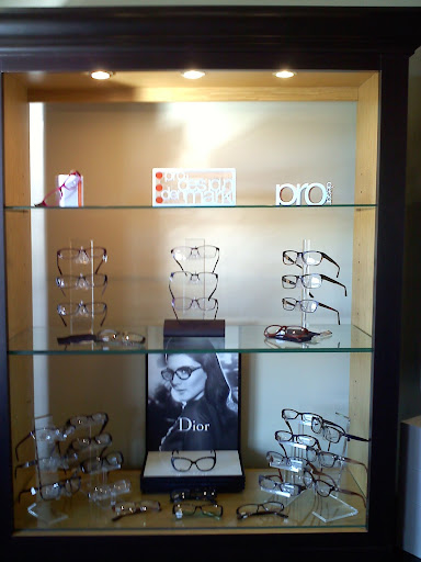 Optometrist «Visions Optique and Eyecare», reviews and photos