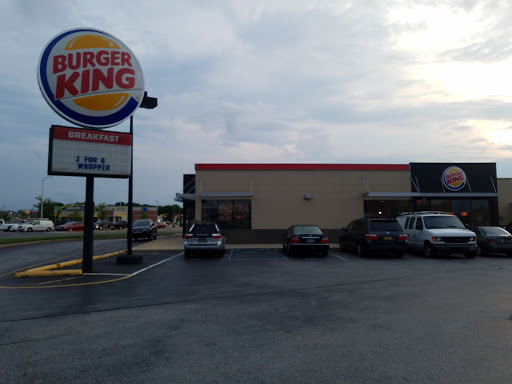 Fast Food Restaurant «Burger King», reviews and photos, 101 N Dupont Pkwy, New Castle, DE 19720, USA