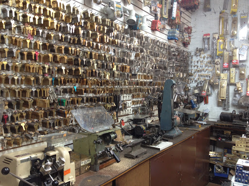 Locksmith «Dial Locksmith», reviews and photos, 206 W 96th St, New York, NY 10025, USA