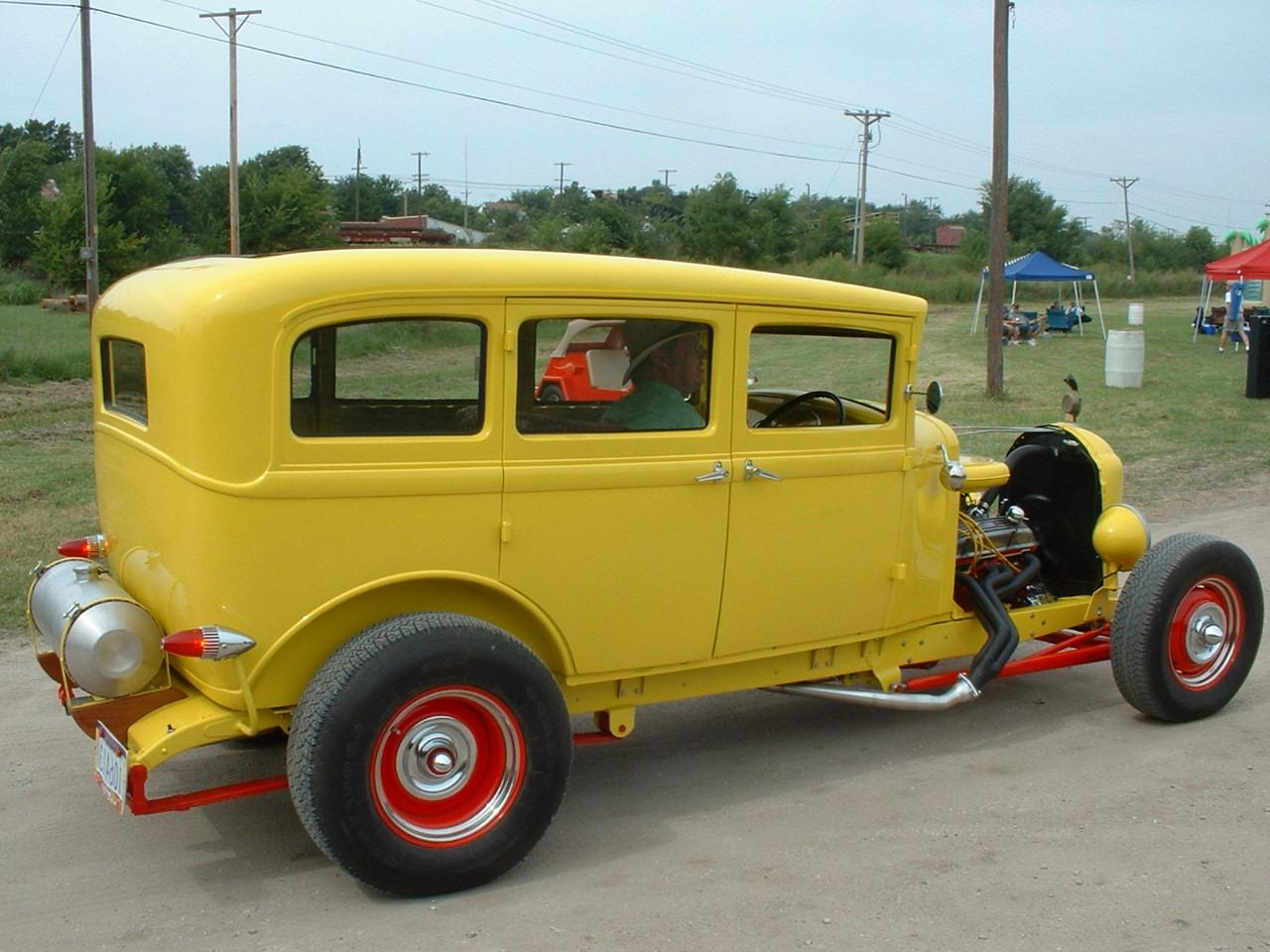 1930 Chrysler 4dr hiboy svl