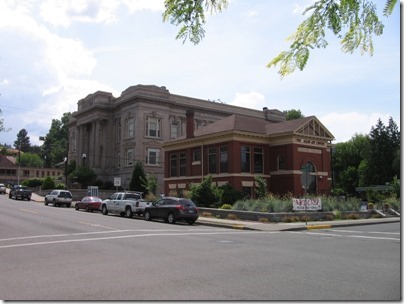 IMG_6417 Carnegie Library & Wasco County Courthouse in The Dalles, Oregon on June 10, 2009