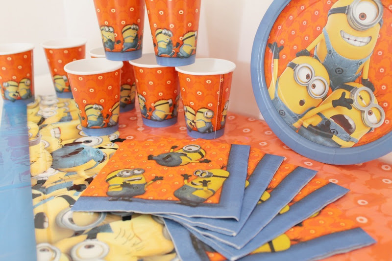 despicable me minions party pack